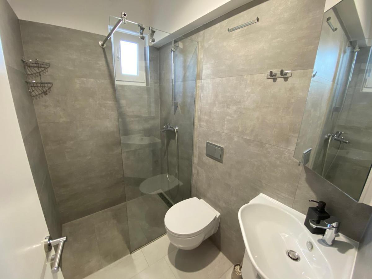 Apartmani Mateo Omiš Esterno foto