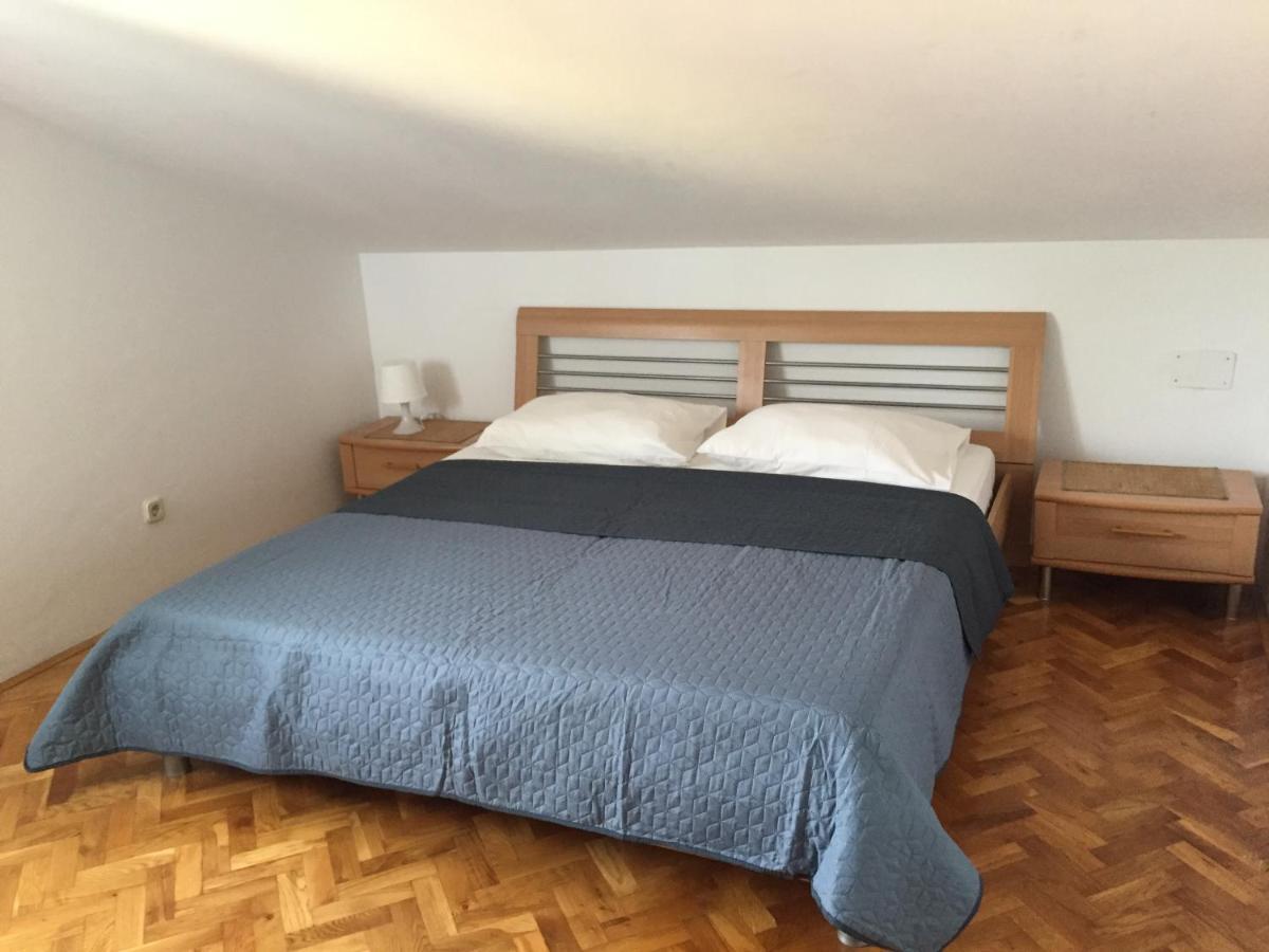 Apartmani Mateo Omiš Esterno foto